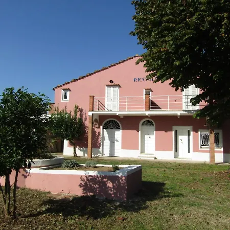 Podere Ricciolino Farm stay *